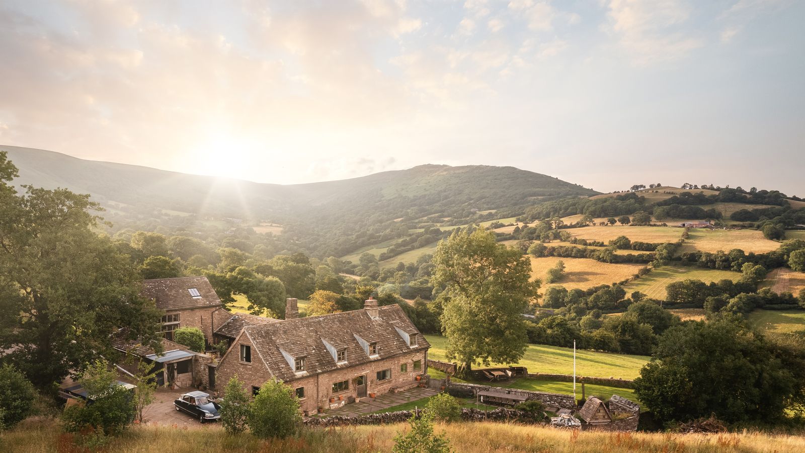 A house to book on the Welsh borders with just the right amount of rustic charm