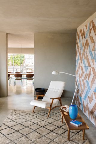 A strong play on contrasts is the defining design principle behind this modern villa in the hills of southern Sicily....