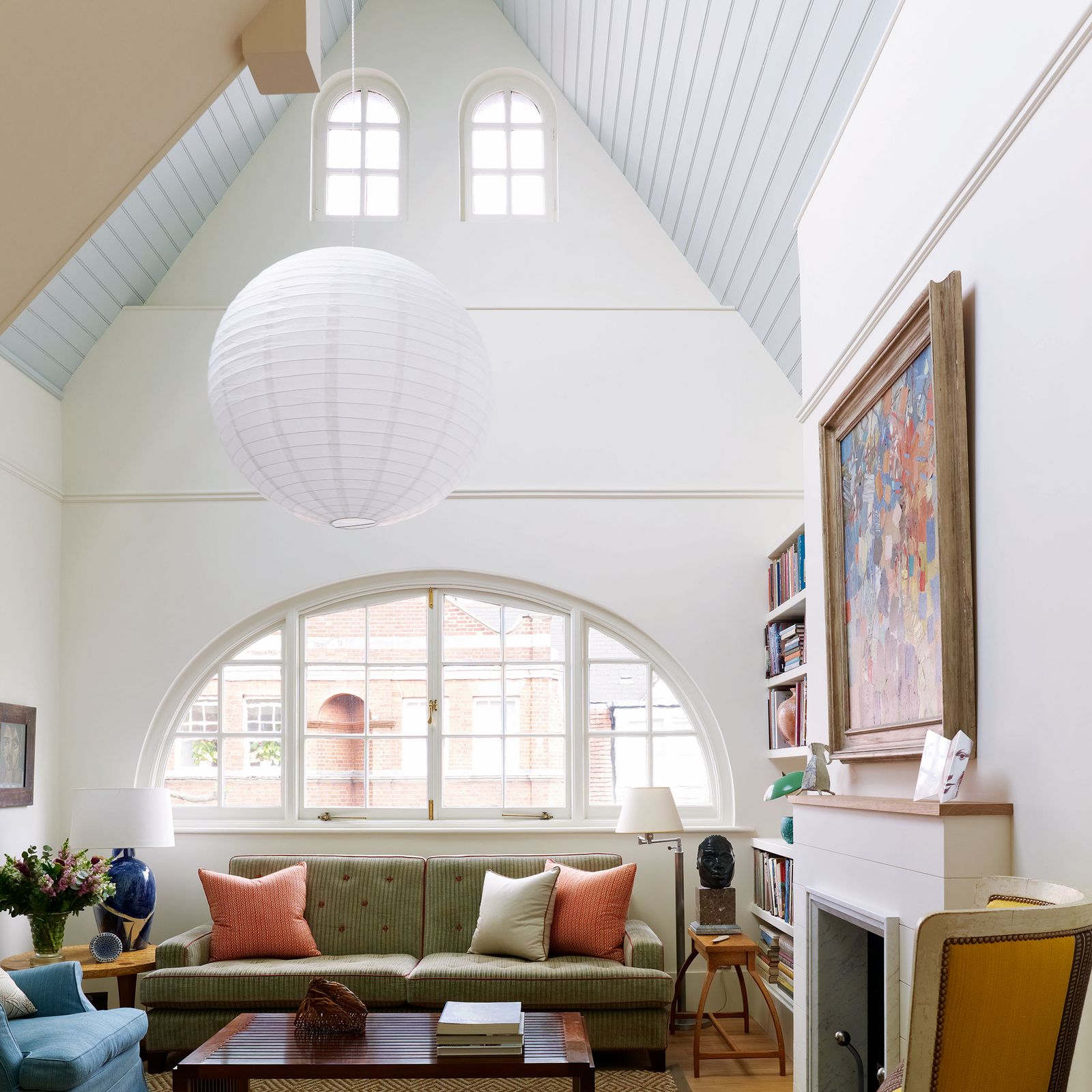 The beautiful 19th-century Chelsea apartment of interior design Hugh Leslie